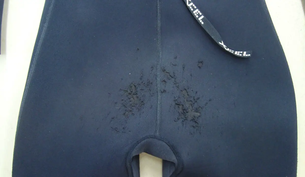 When Do I Have to Replace My Wetsuit? (6 Signs)