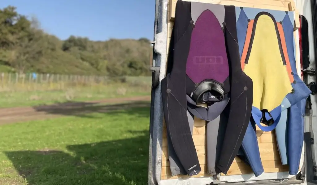 How to Take Care of Your Wetsuit? (do's and don'ts) WetsuitsYou